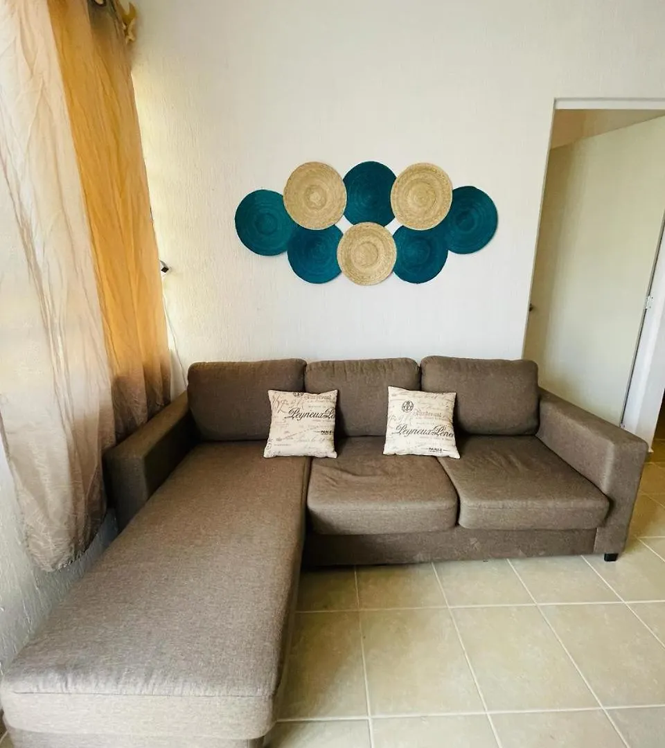 Blue House Cancun Apartment